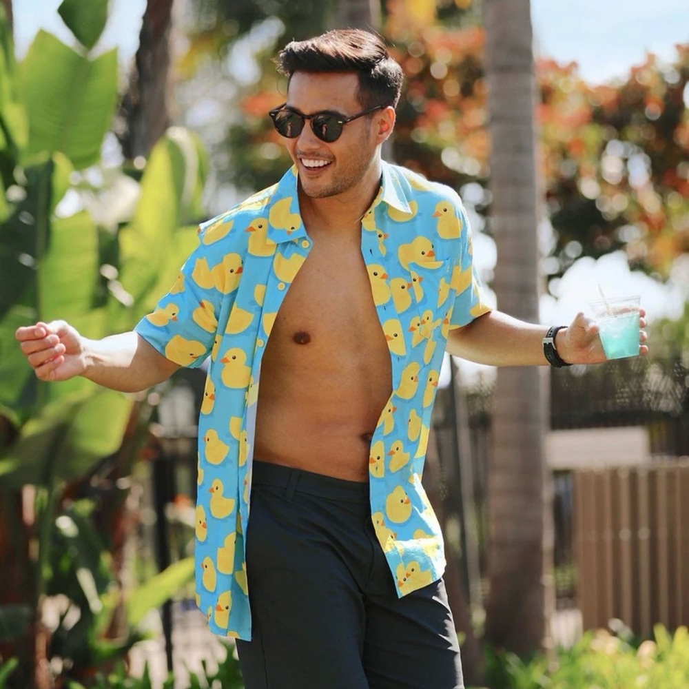 NWOT/ Tipsy Elves Duck Shirt